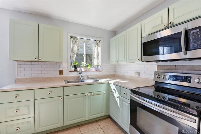 3545 N Adams Street, Denver, CO 80205