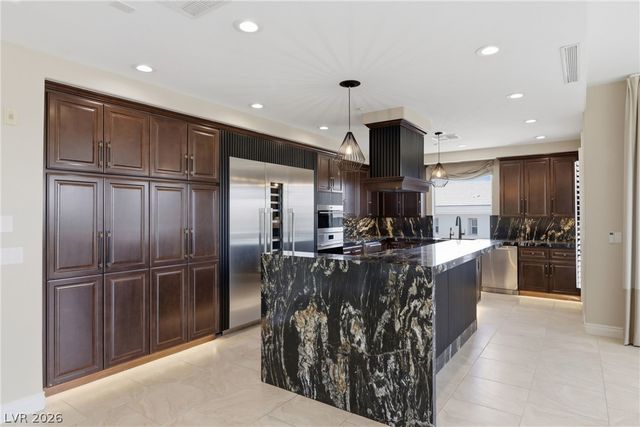 9207 Tesoras Drive 401, Las Vegas, NV 89144