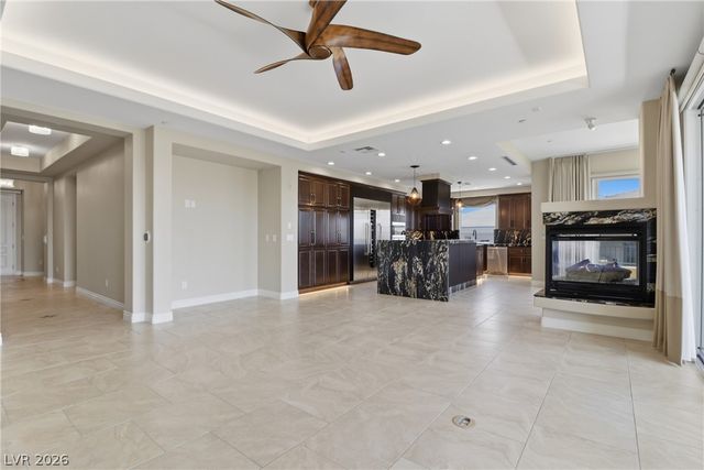 9207 Tesoras Drive 401, Las Vegas, NV 89144