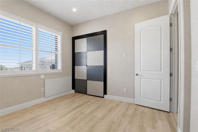 9207 Tesoras Drive 401, Las Vegas, NV 89144