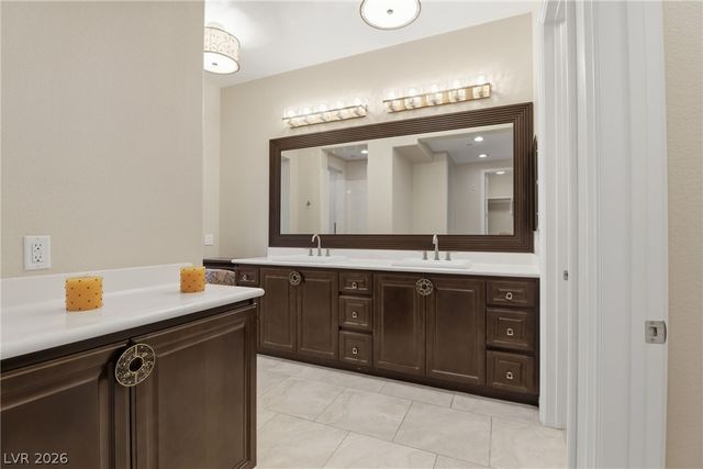 9207 Tesoras Drive 401, Las Vegas, NV 89144