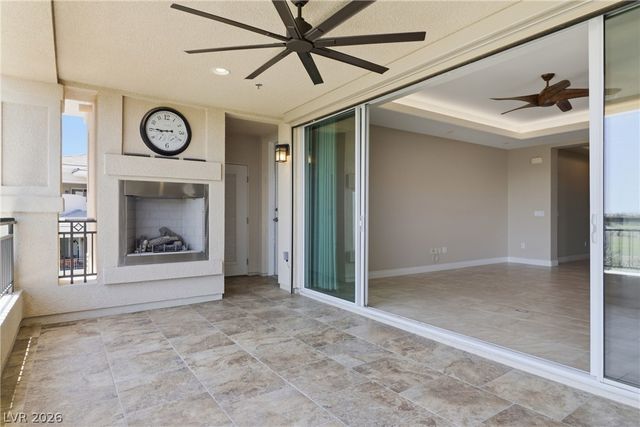9207 Tesoras Drive 401, Las Vegas, NV 89144