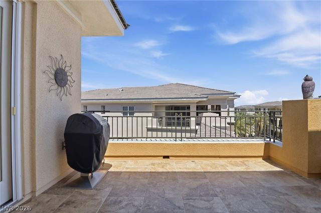 9207 Tesoras Drive 401, Las Vegas, NV 89144