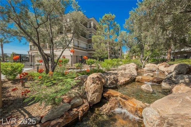 9207 Tesoras Drive 401, Las Vegas, NV 89144