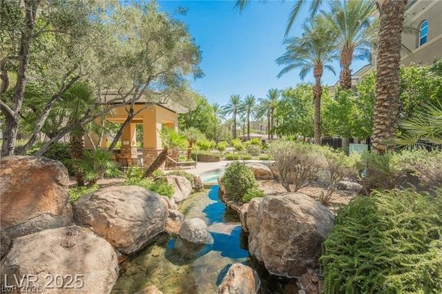 9207 Tesoras Drive 401, Las Vegas, NV 89144