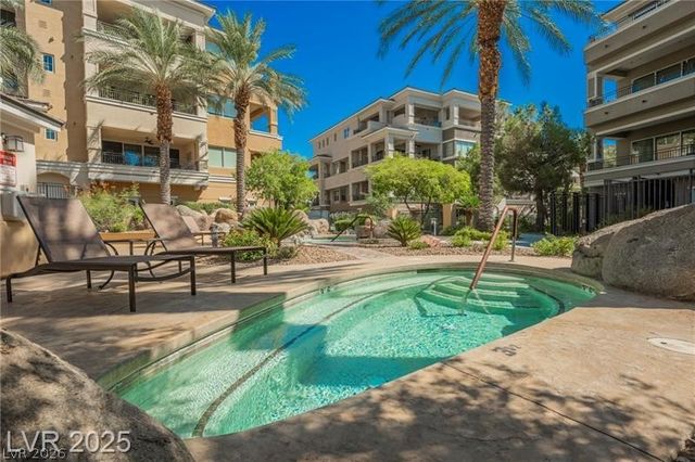 9207 Tesoras Drive 401, Las Vegas, NV 89144