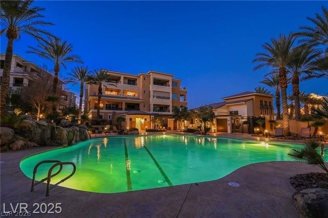 9207 Tesoras Drive 401, Las Vegas, NV 89144
