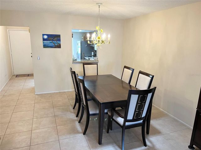 2297 LARK CIRCLE E C, Palm Harbor, FL 34684
