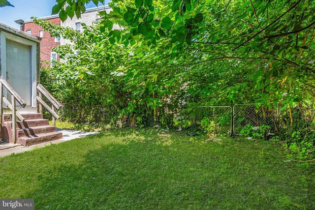 927 BELMONT AVE, Philadelphia, PA 19104