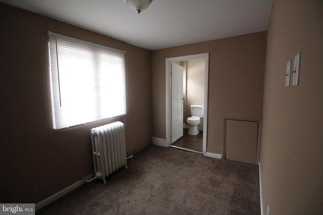 927 BELMONT AVE, Philadelphia, PA 19104