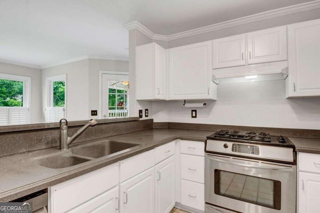 612 Sweet Stream Way, Lawrenceville, GA 30044