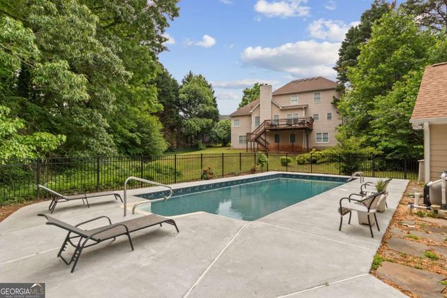 612 Sweet Stream Way, Lawrenceville, GA 30044