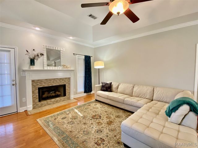 80 Spencer Way, Deatsville, AL 36022