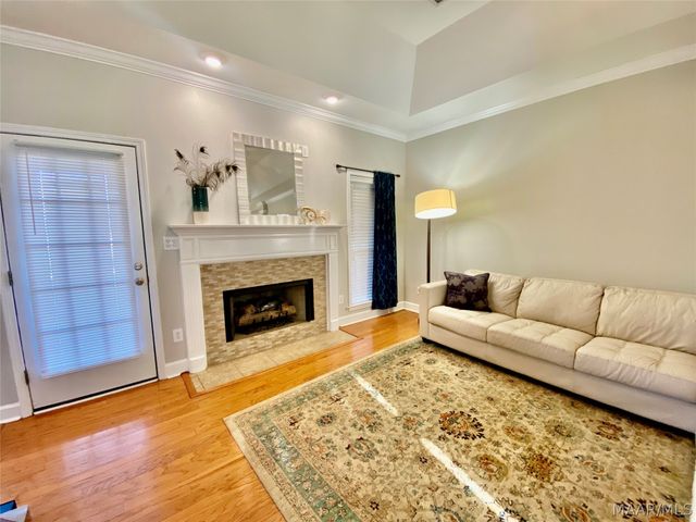 80 Spencer Way, Deatsville, AL 36022