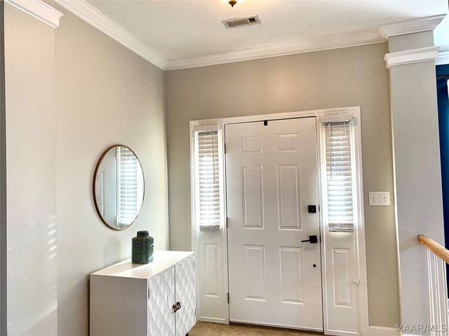 80 Spencer Way, Deatsville, AL 36022