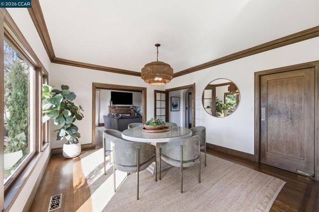 722 Palmera Ct, Alameda, CA 94501