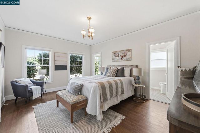 722 Palmera Ct, Alameda, CA 94501