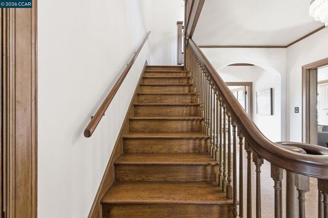 722 Palmera Ct, Alameda, CA 94501