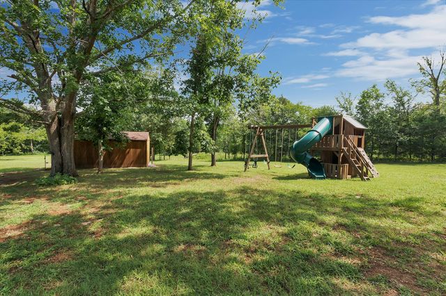 704 Beasleys Bend Rd, Lebanon, TN 37087