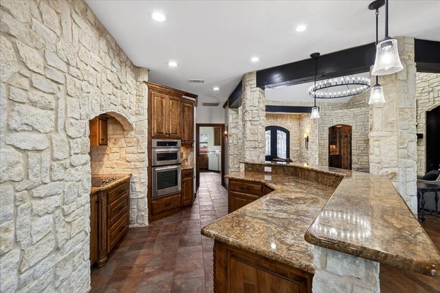 115 Saint Annes Drive, Mabank, TX 75156