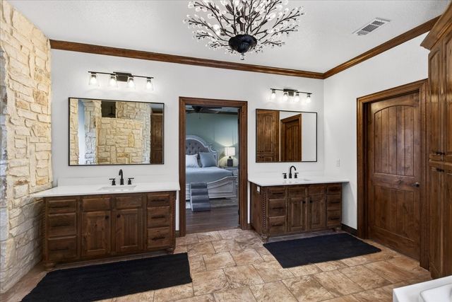 115 Saint Annes Drive, Mabank, TX 75156