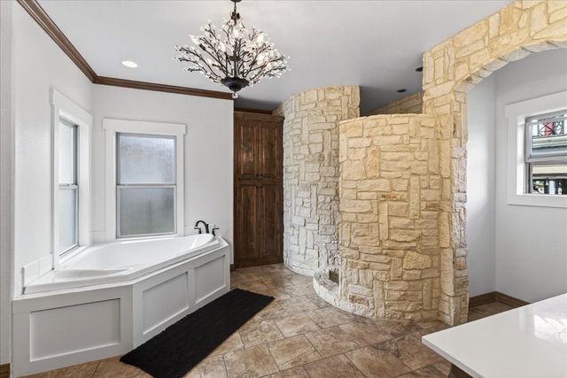 115 Saint Annes Drive, Mabank, TX 75156