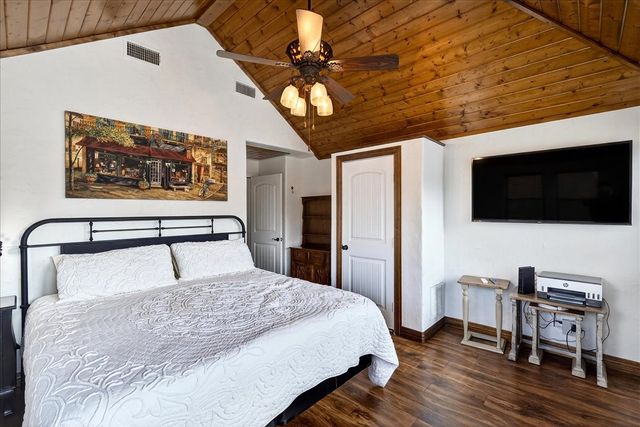 115 Saint Annes Drive, Mabank, TX 75156