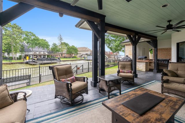 115 Saint Annes Drive, Mabank, TX 75156