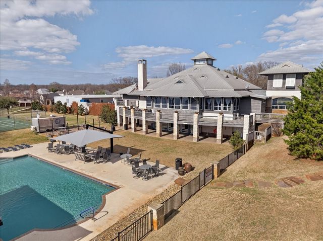 115 Saint Annes Drive, Mabank, TX 75156