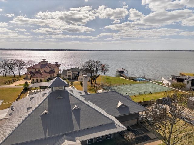 115 Saint Annes Drive, Mabank, TX 75156