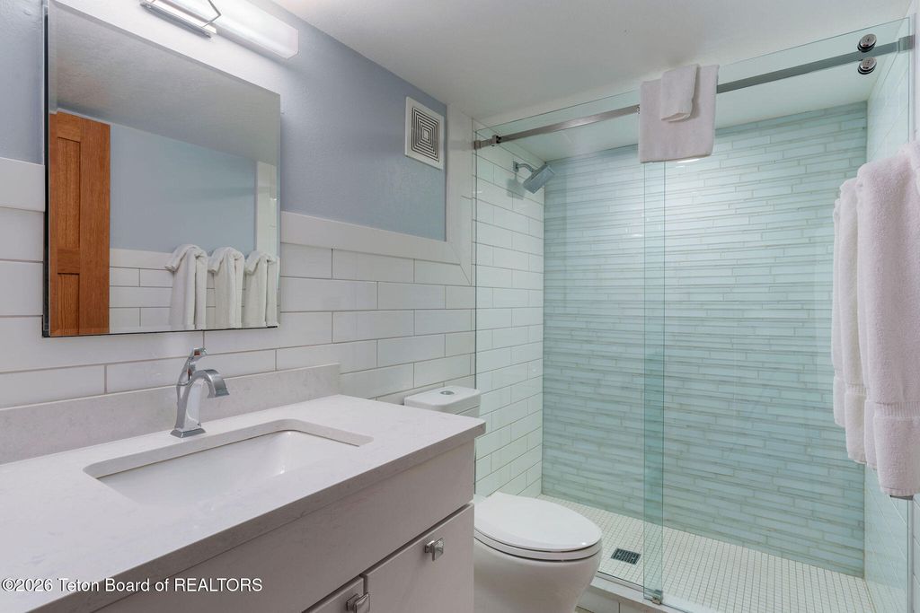 3945 S LAKE CREEK Drive C-4, Wilson, WY 83014 photo 15