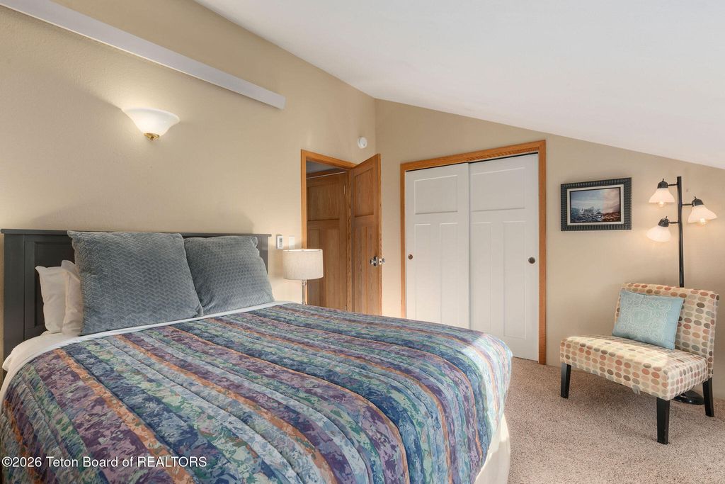 3945 S LAKE CREEK Drive C-4, Wilson, WY 83014 photo 17