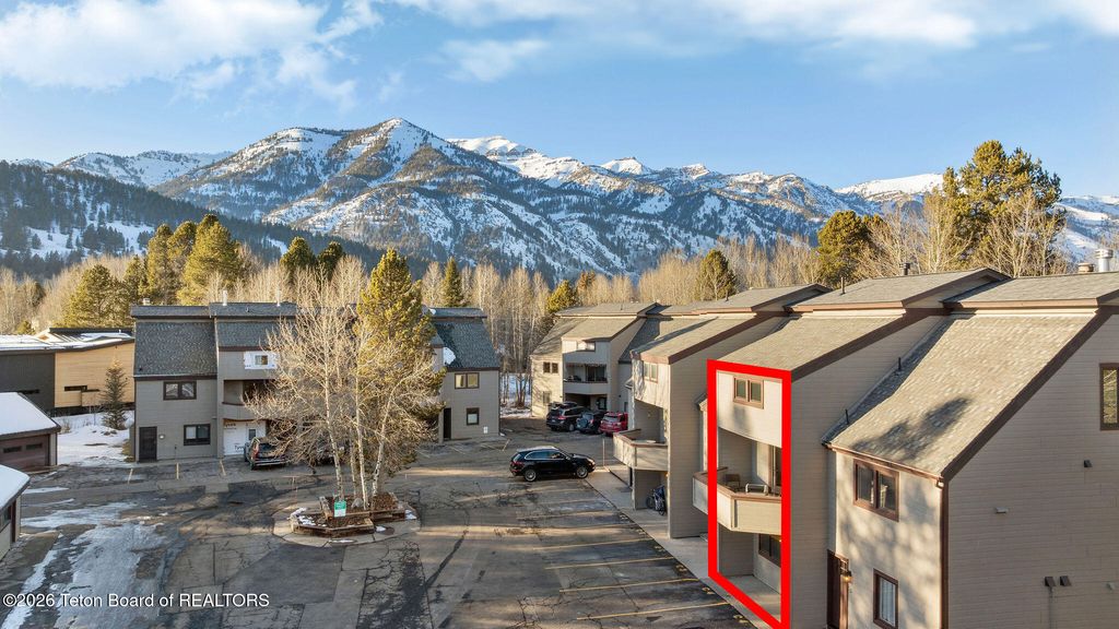 3945 S LAKE CREEK Drive C-4, Wilson, WY 83014 photo 27