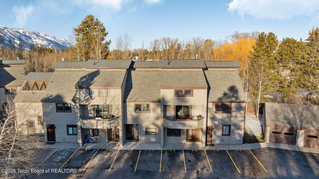 3945 S LAKE CREEK Drive C-4, Wilson, WY 83014 photo 29