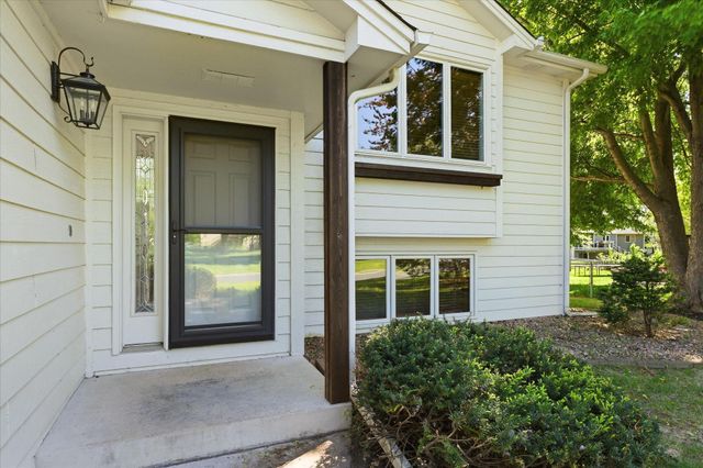 9803 Kirkwood Lane N, Maple Grove, MN 55369