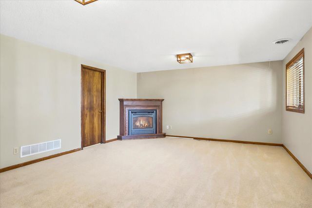9803 Kirkwood Lane N, Maple Grove, MN 55369