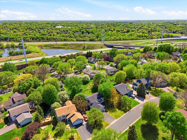 9803 Kirkwood Lane N, Maple Grove, MN 55369