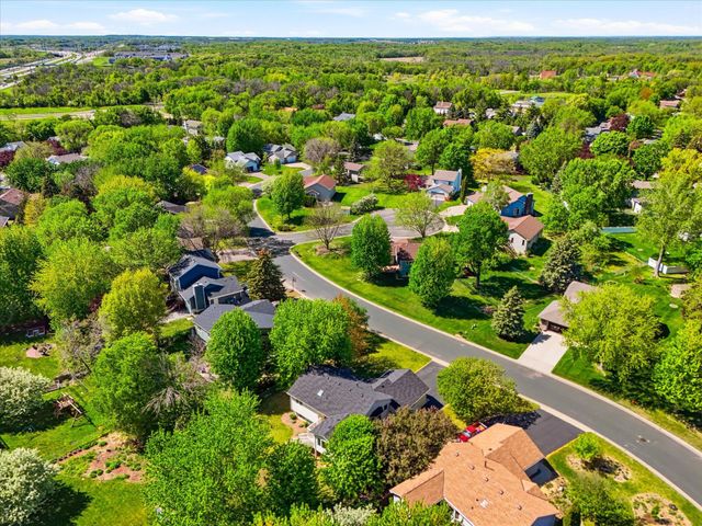 9803 Kirkwood Lane N, Maple Grove, MN 55369