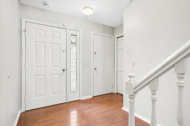 9803 Kirkwood Lane N, Maple Grove, MN 55369