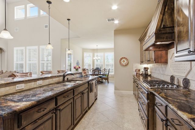 100 Honeysuckle Way, Flower Mound, TX 75028