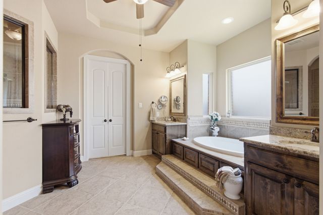 100 Honeysuckle Way, Flower Mound, TX 75028