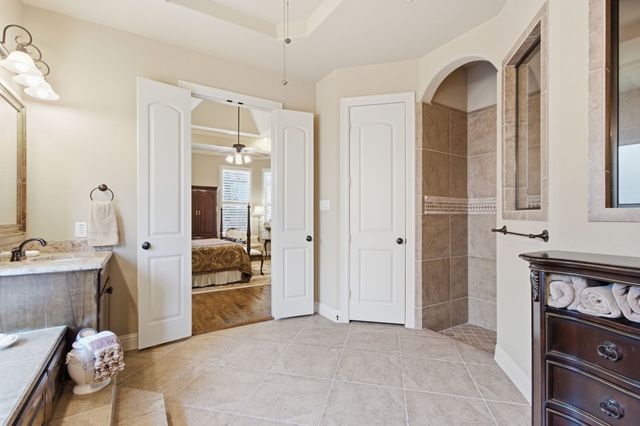 100 Honeysuckle Way, Flower Mound, TX 75028