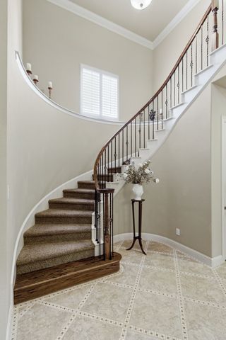 100 Honeysuckle Way, Flower Mound, TX 75028