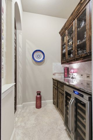 100 Honeysuckle Way, Flower Mound, TX 75028