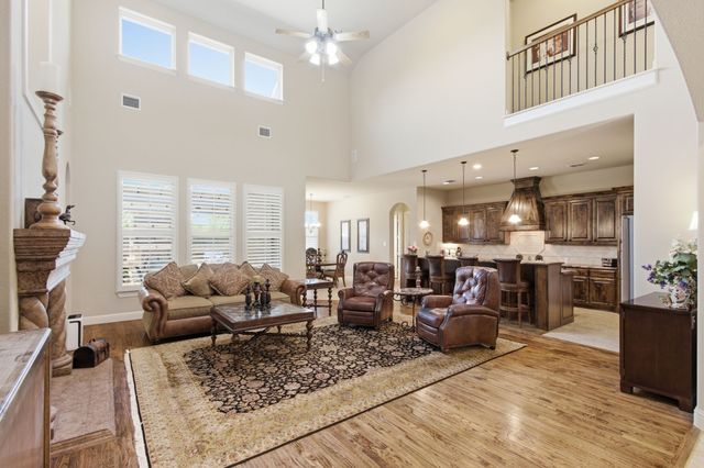 100 Honeysuckle Way, Flower Mound, TX 75028