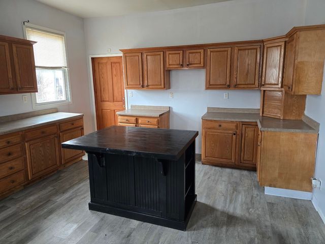 637 Kirkwood Boulevard, Davenport, IA 52803