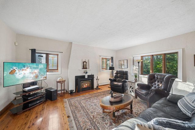 2707 Floral Trail, Long Beach, IN 46360