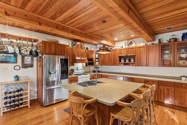 2707 Floral Trail, Long Beach, IN 46360