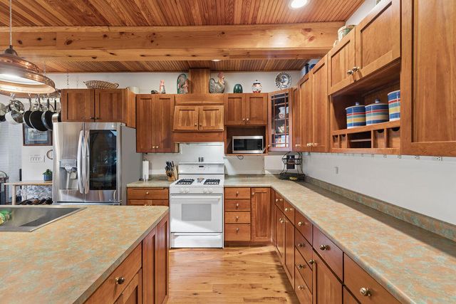 2707 Floral Trail, Long Beach, IN 46360