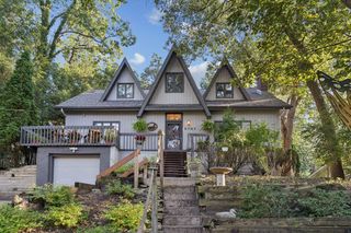 2707 Floral Trail, Long Beach, IN 46360